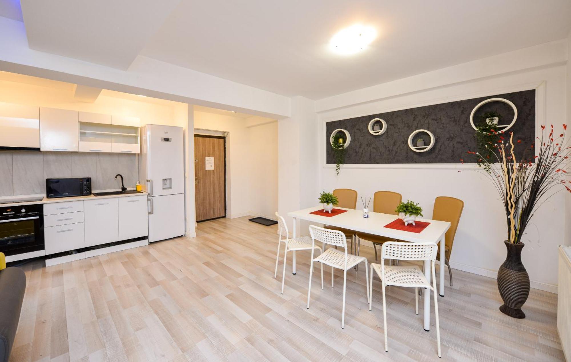 Pierre Cardin Deluxe Apartment With Terrace By Magniflex Bucharest Exterior photo